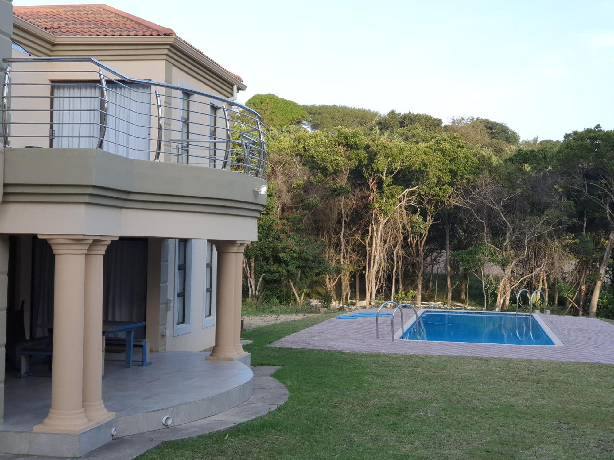 Holiday home Charis On Beaumont